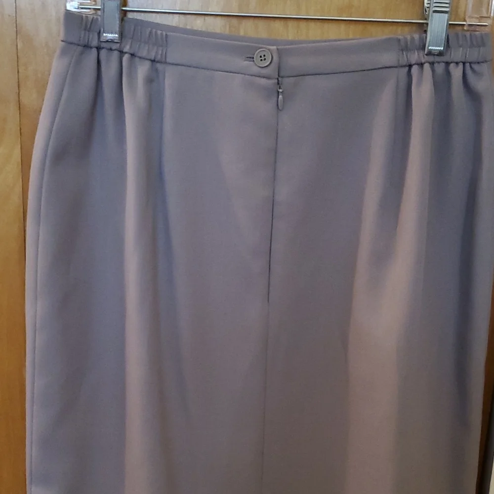 Worthington Pencil Skirt - Picture 3 of 6